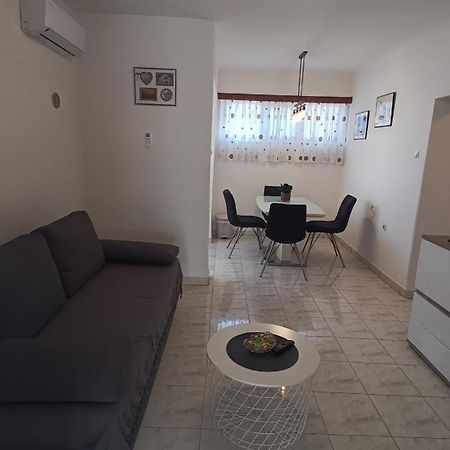 Apartment Fontana Felicita Zadar Buitenkant foto